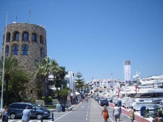 Apartment Puerto Banus